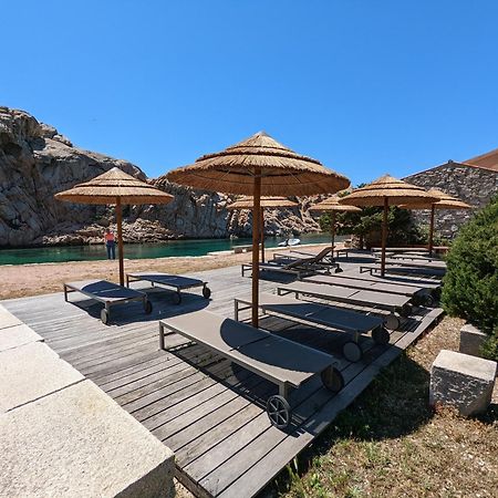 Residence Cala Francese - Case Sul Mare ลามัดดาเลนา ภายนอก รูปภาพ